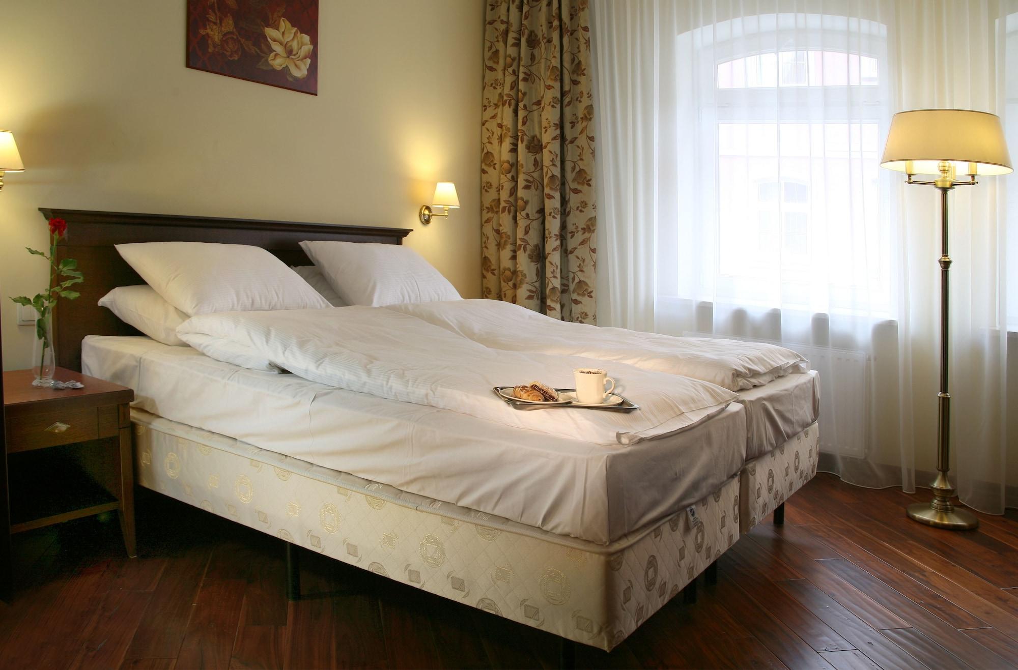 Bed and Breakfast Kobza Haus Old Town Гданьск Экстерьер фото